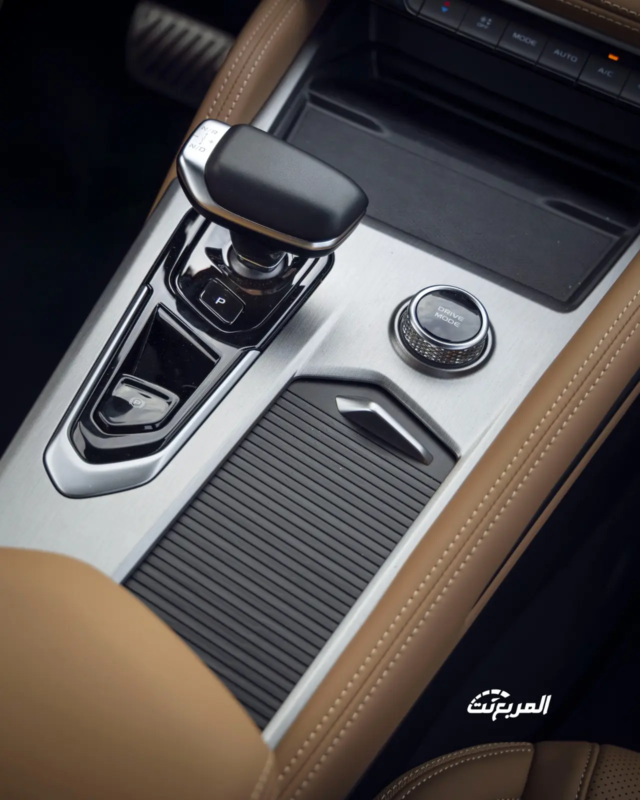 رينو كوليوس 2026 .. لمسة فرنسية أنيقة بتقنيات متطورة لمنافسة الكبار رينو كوليوس 2026 45