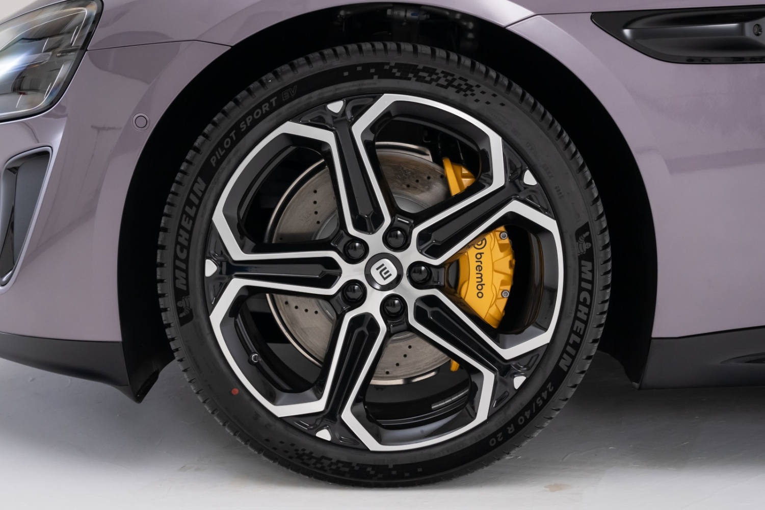 شاومي-su7-المربع-نت-54