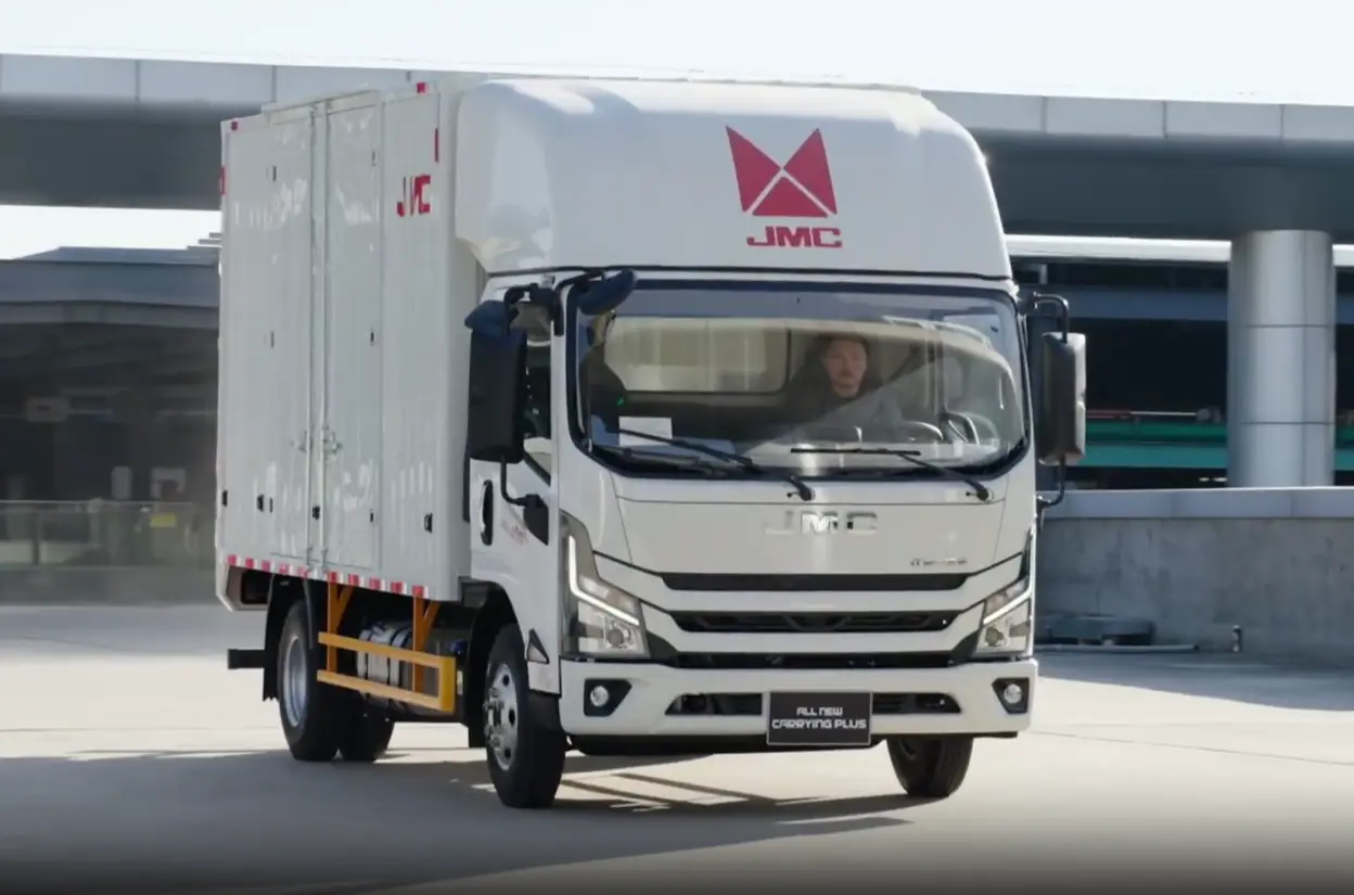 جيه ام سي JMC السعودية: خيارات البيك اب والشاحنات ومركبات الركاب جيه ام سي JMC السعودية: خيارات البيك اب والشاحنات ومركبات الركاب 7