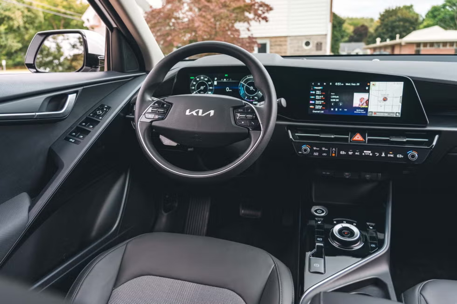 كيا-نيرو-الكهربائية-المربع-نت-11-4