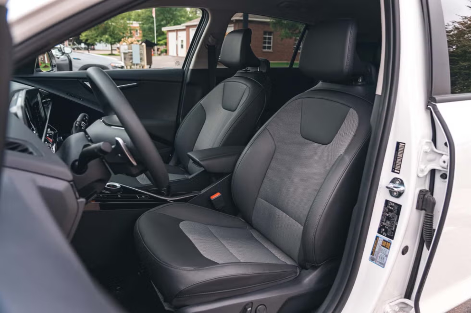 كيا-نيرو-الكهربائية-المربع-نت-13-4