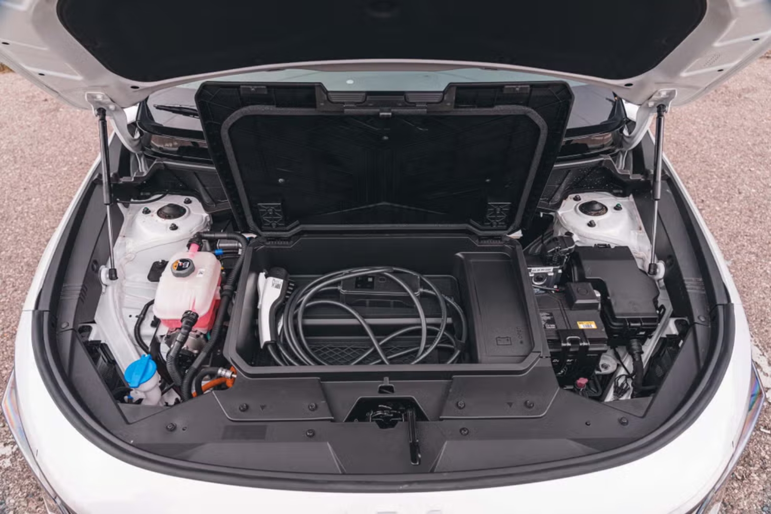 كيا-نيرو-الكهربائية-المربع-نت-18-4