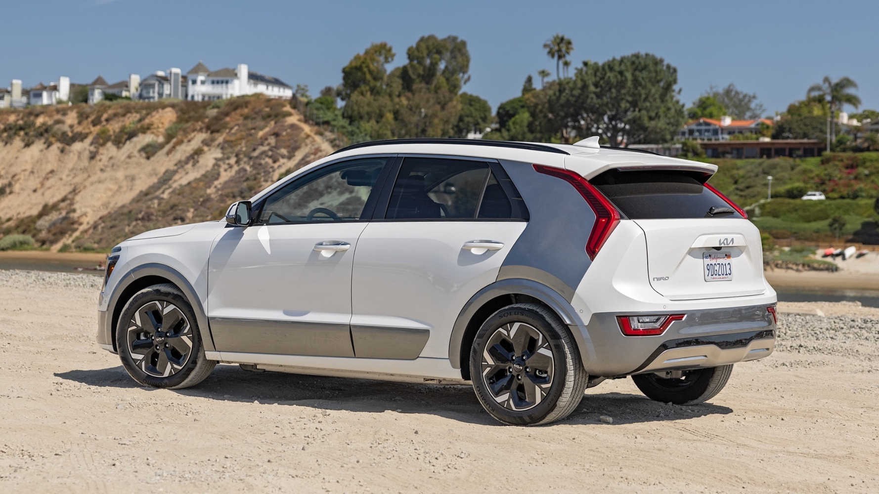 كيا-نيرو-الكهربائية-المربع-نت-29-3