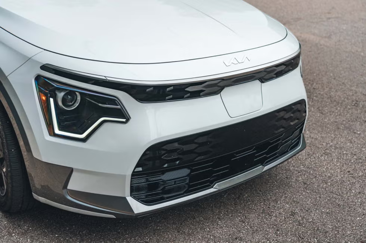 كيا-نيرو-الكهربائية-المربع-نت-3-4