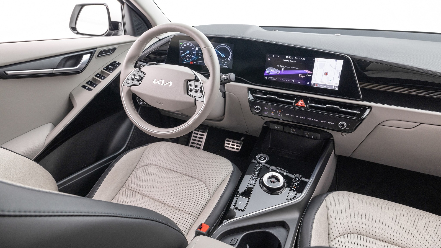 كيا-نيرو-الكهربائية-المربع-نت-36-2