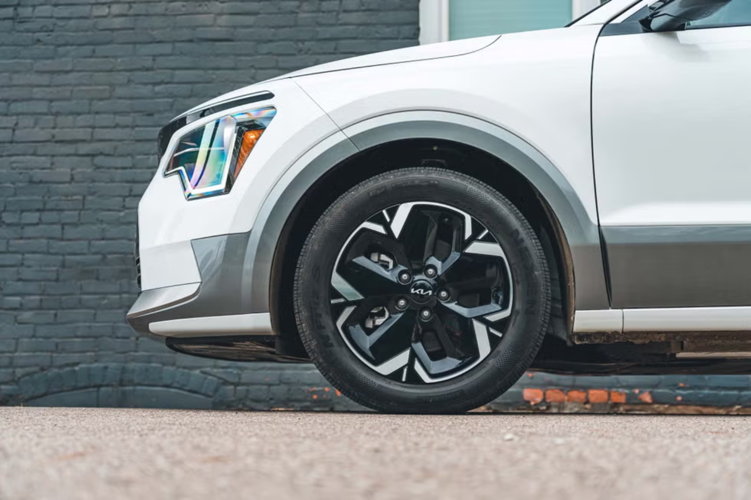 كيا-نيرو-الكهربائية-المربع-نت-4-4