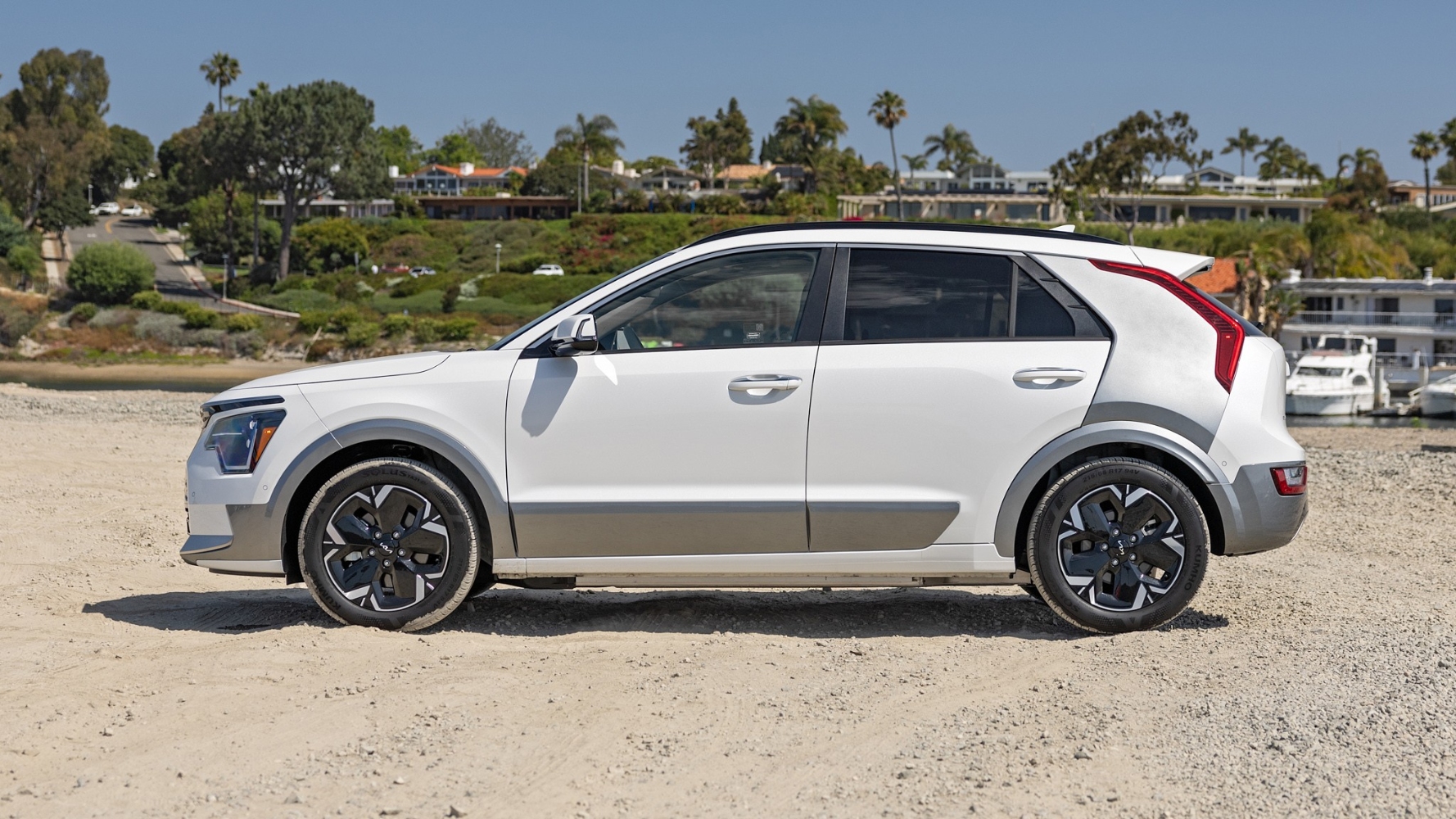 كيا-نيرو-الكهربائية-المربع-نت-47-2