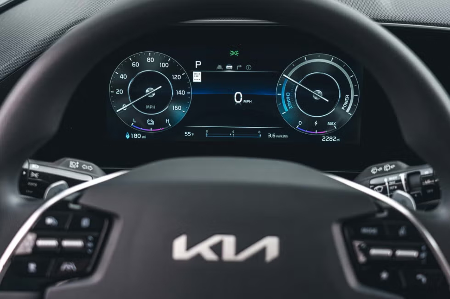 كيا-نيرو-الكهربائية-المربع-نت-8-4