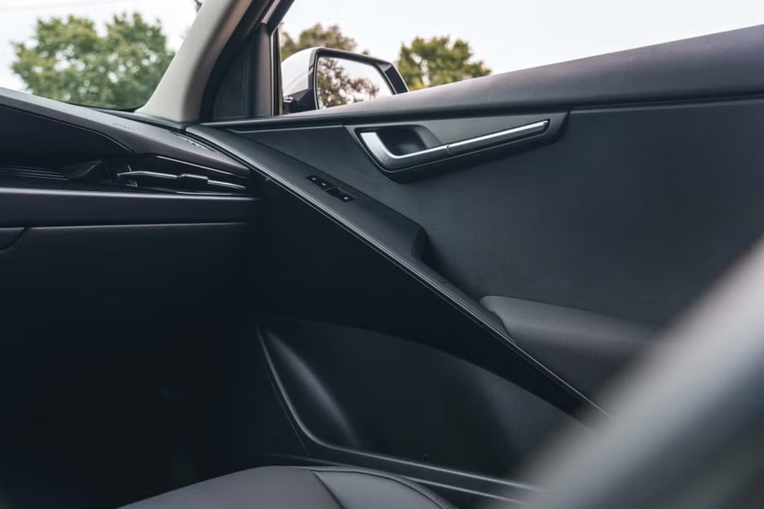 كيا-نيرو-الكهربائية-المربع-نت-9-4