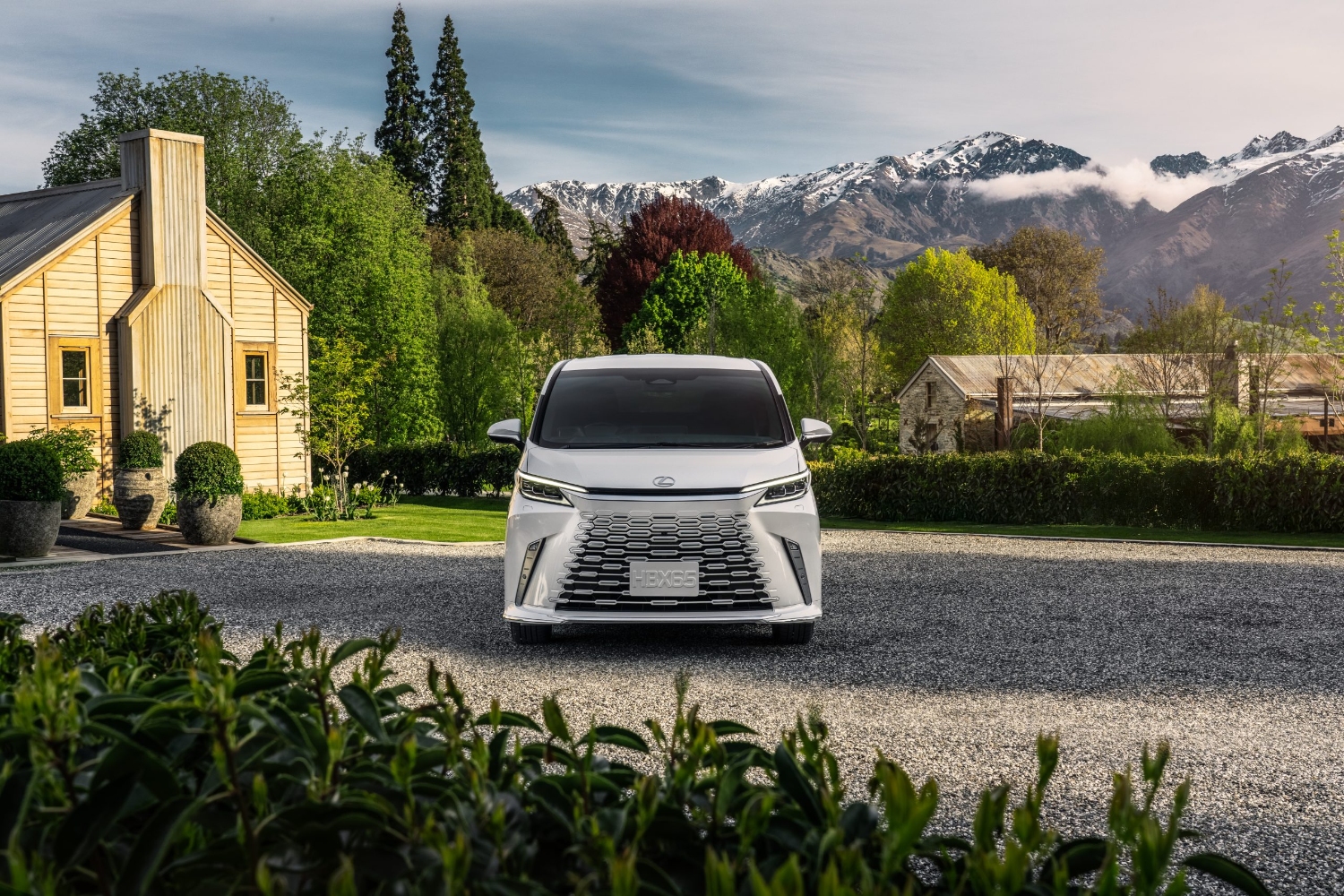 لكزس-lm-المربع-نت-30