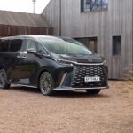 لكزس-lm-المربع-نت-34