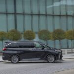 لكزس-lm-المربع-نت-44