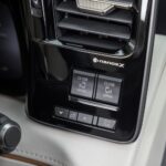 لكزس-lm-المربع-نت-50