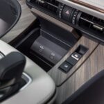 لكزس-lm-المربع-نت-51