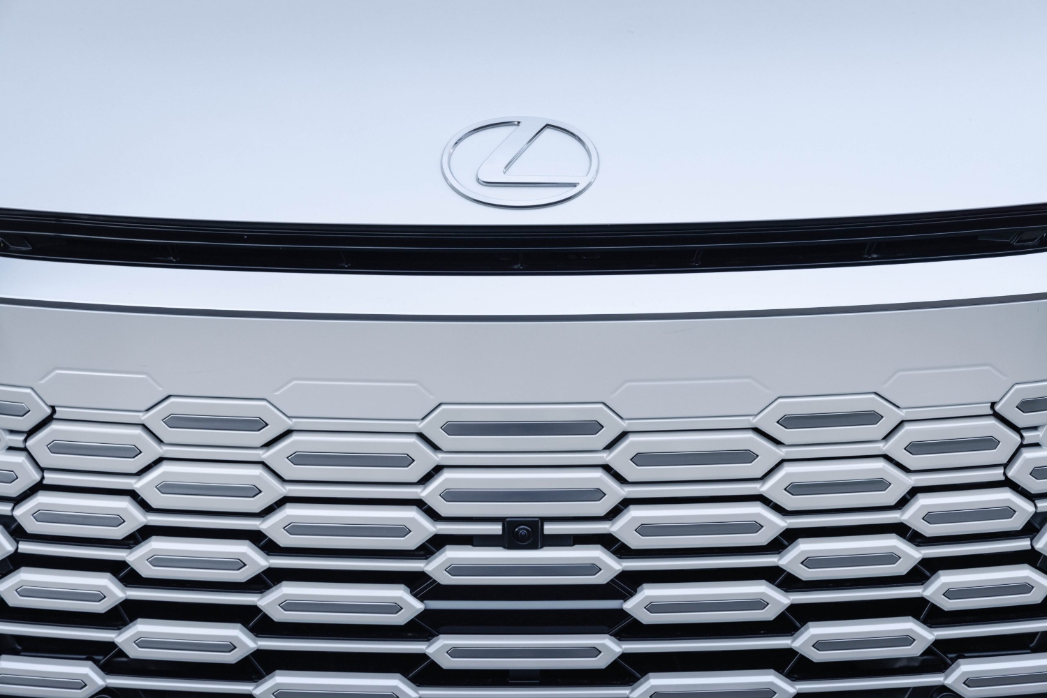 لكزس-lm-المربع-نت-8