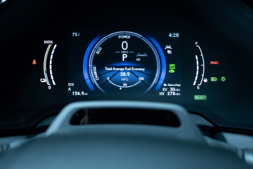 لكزس-rx-phev-المربع-نت-12-2