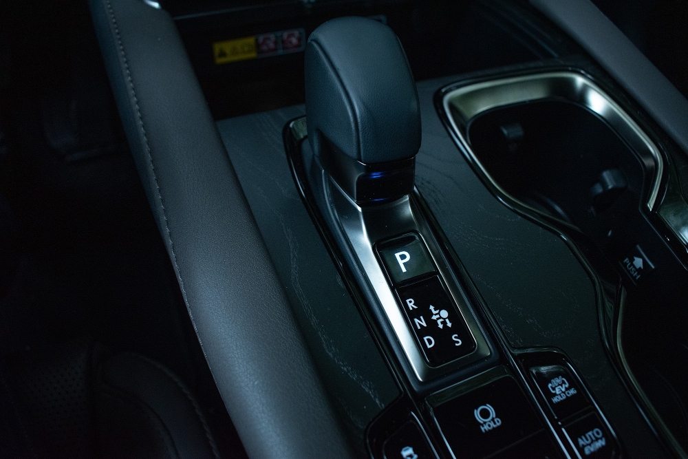 لكزس-rx-phev-المربع-نت-17-2