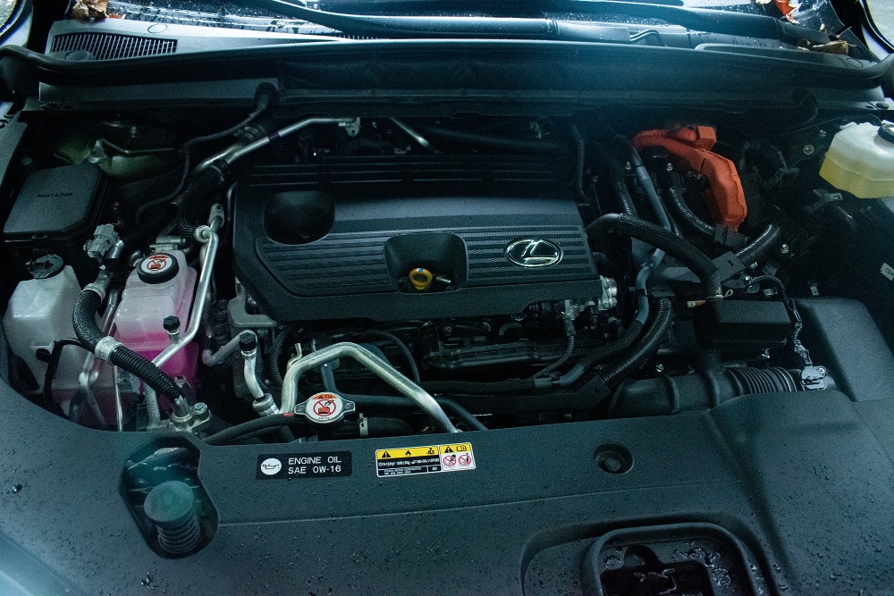 لكزس-rx-phev-المربع-نت-25-2