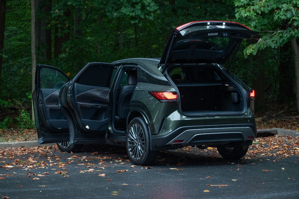 لكزس-rx-phev-المربع-نت-28-2