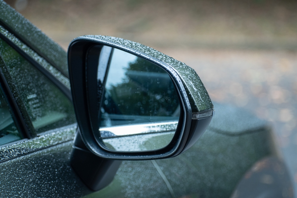 لكزس-rx-phev-المربع-نت-30