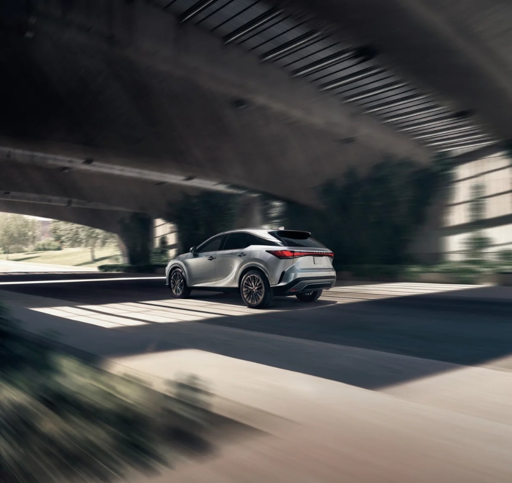 لكزس-rx-phev-المربع-نت-7-2