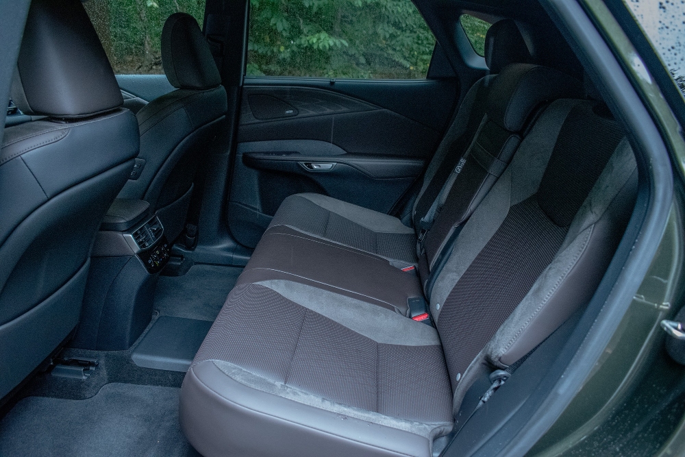 لكزس-rx-phev-المربع-نت-9-2