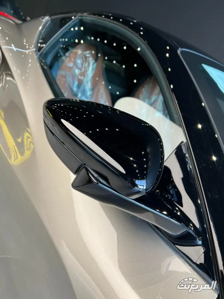 لوتس اميرا 2025 31