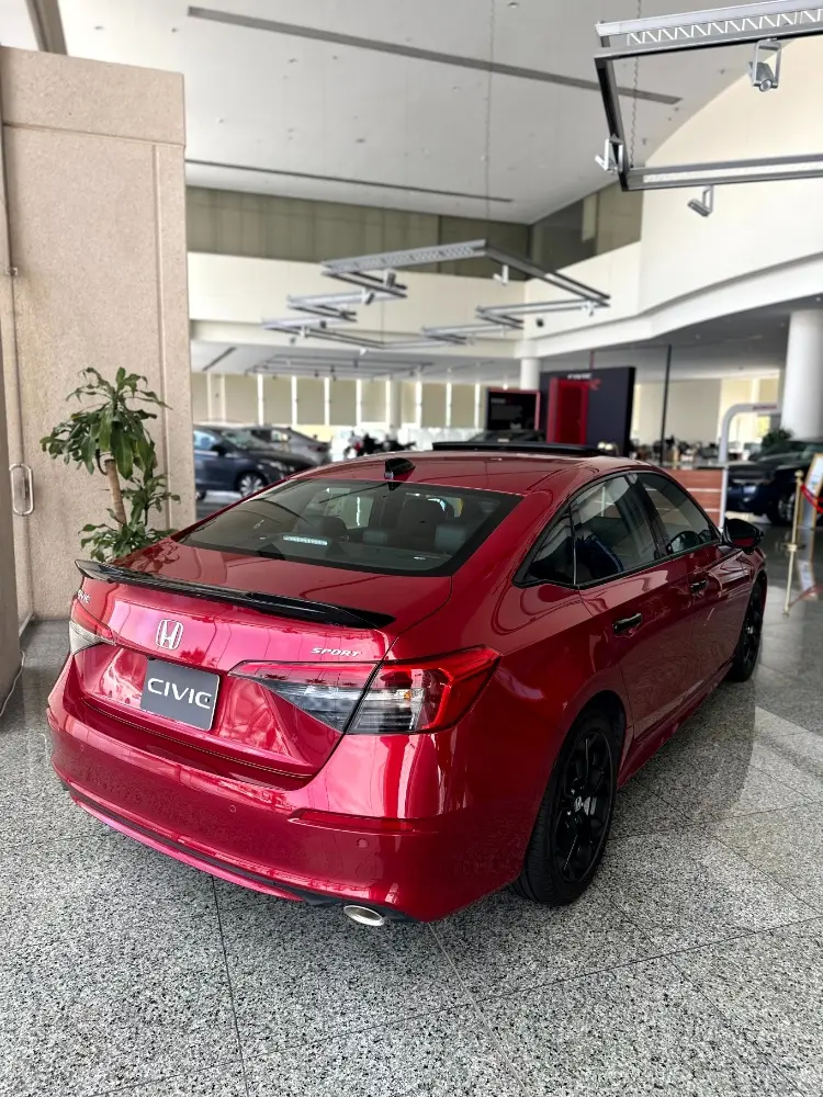 مقارنة كيا K4 وهوندا سيفيك 2026 19