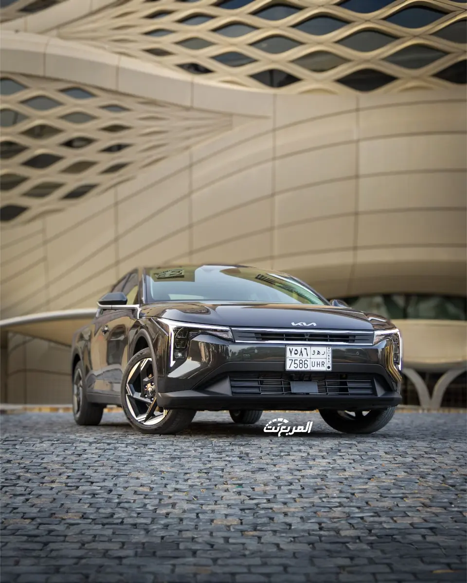 مقارنة كيا K4 وهوندا سيفيك 2026 2 3