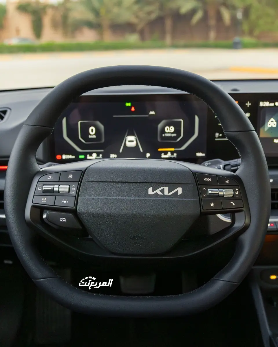 مقارنة كيا K4 وهوندا سيفيك 2026 23