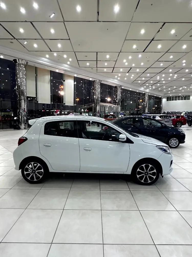 ميتسوبيشي سبيس ستار 2025 43