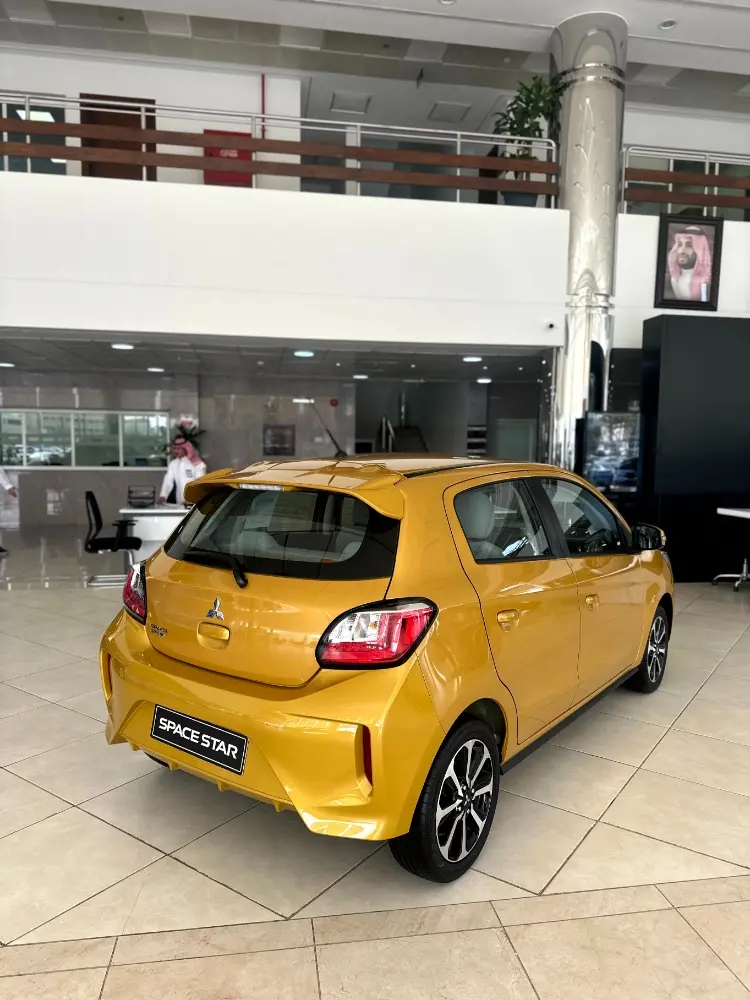 ميتسوبيشي سبيس ستار 2025 47