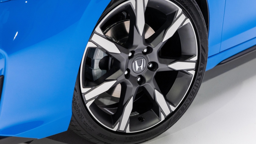 هوندا-سيفيك-هاتشباك-المربع-نت-9