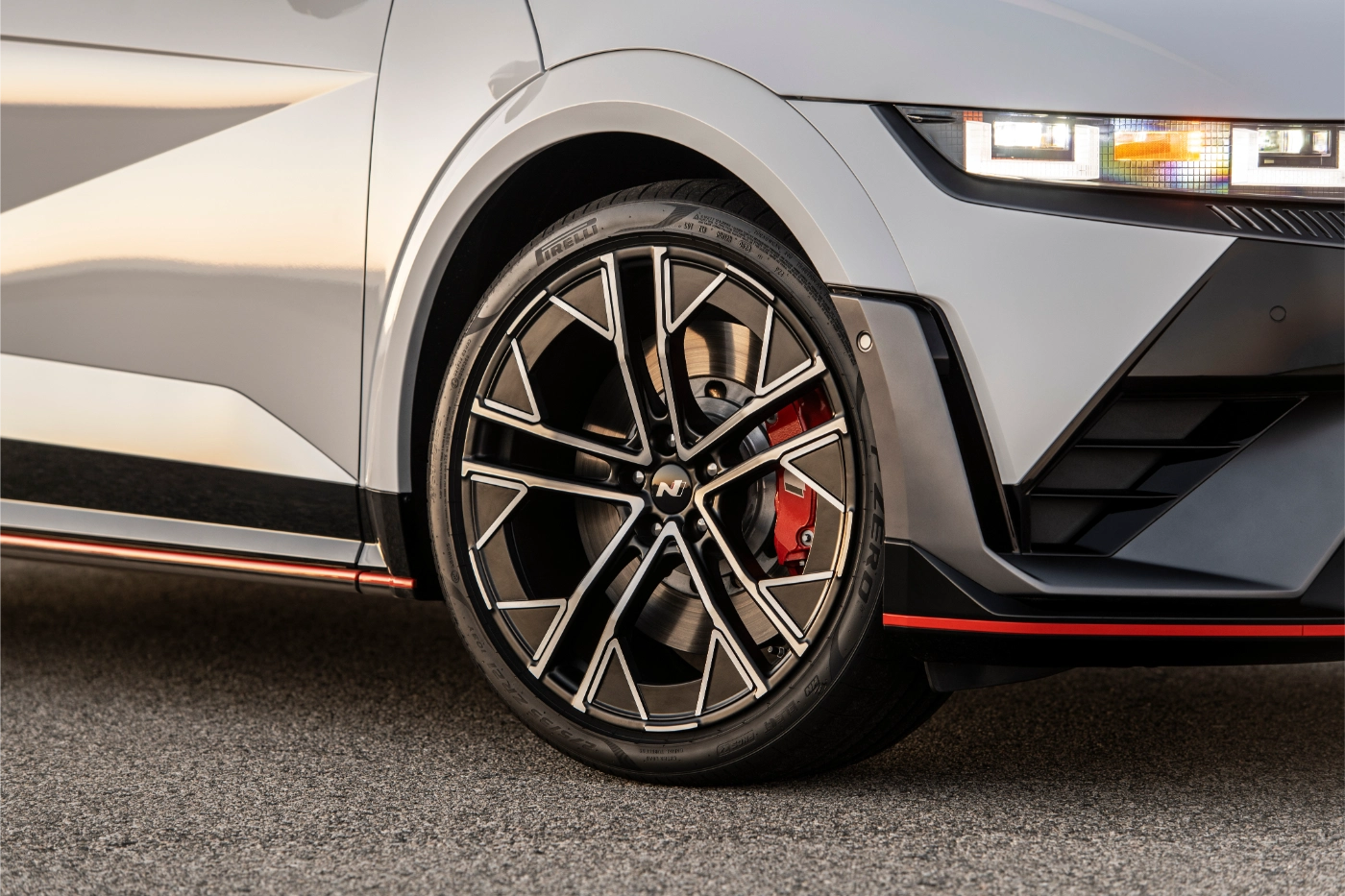 هيونداي-ايونيك-5-n-لاين-المربع-نت-13