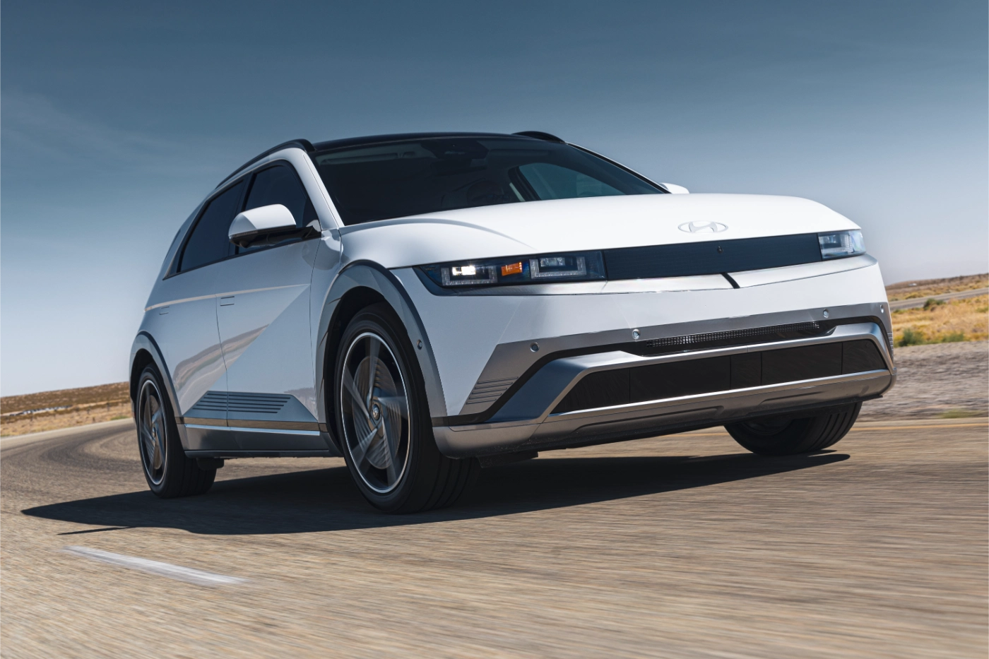 هيونداي-ايونيك-5-المربع-نت-3-2