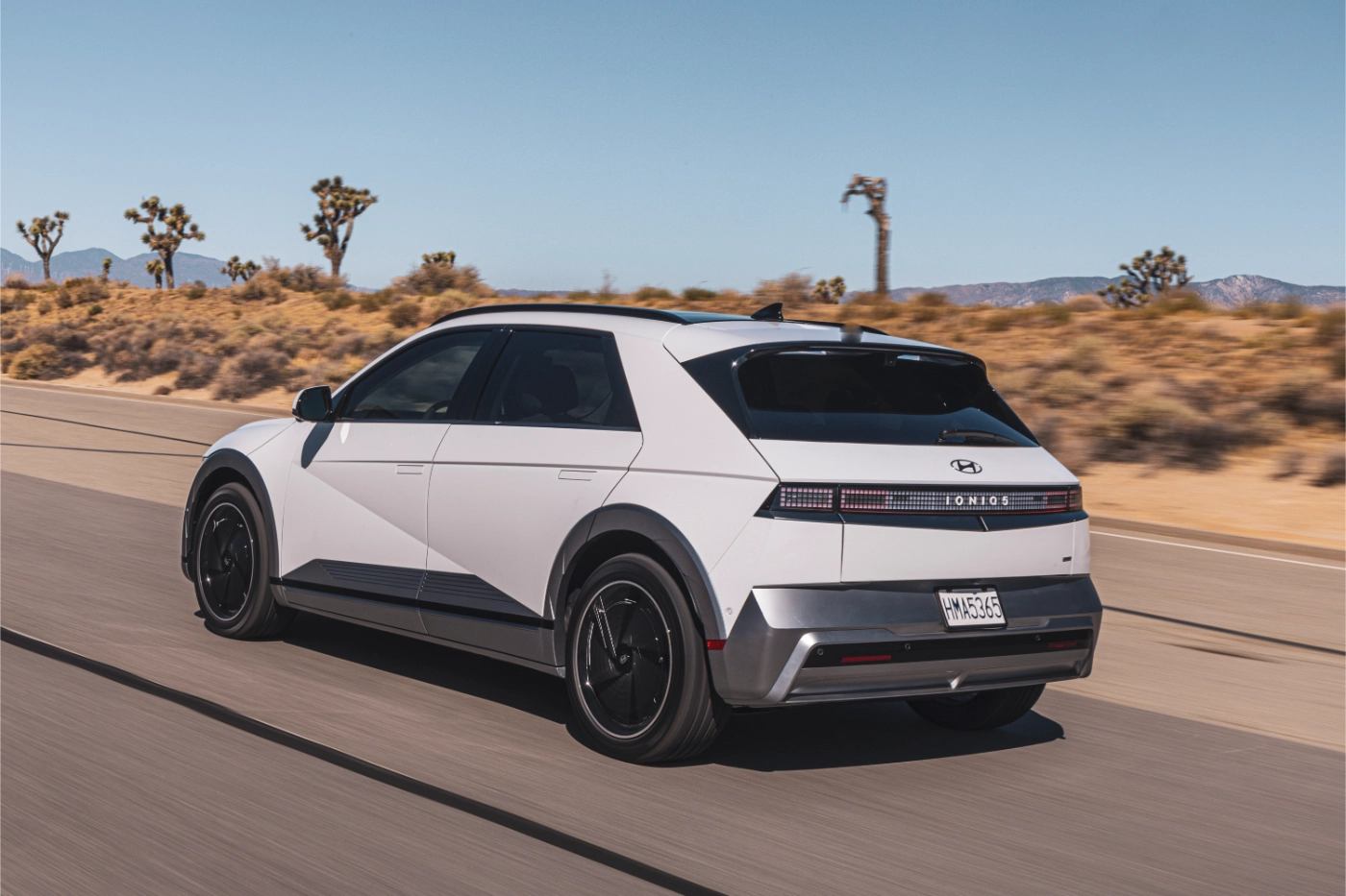 هيونداي-ايونيك-5-المربع-نت-4-2