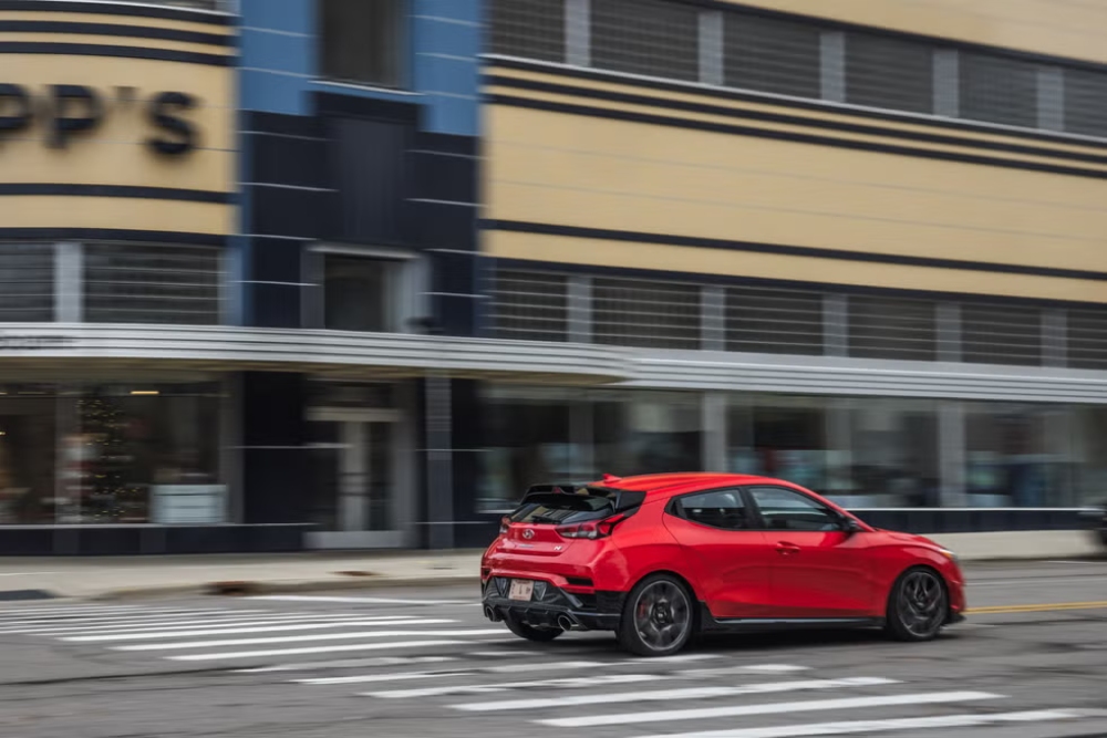 هيونداي-فيلوستر-n-المربع-نت-2