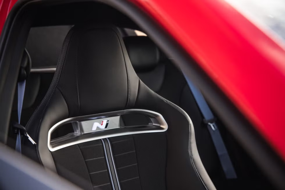 هيونداي-فيلوستر-n-المربع-نت-21