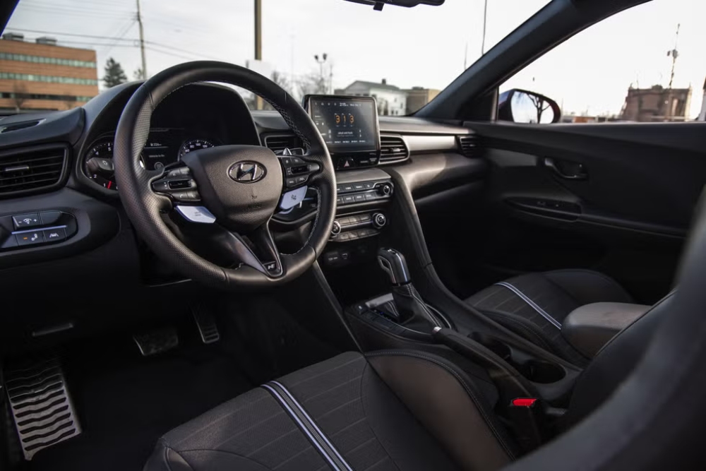 هيونداي-فيلوستر-n-المربع-نت-29