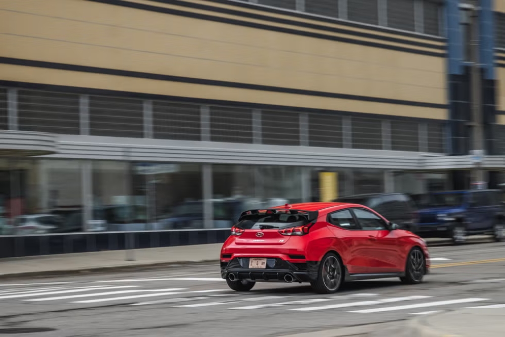 هيونداي-فيلوستر-n-المربع-نت-8