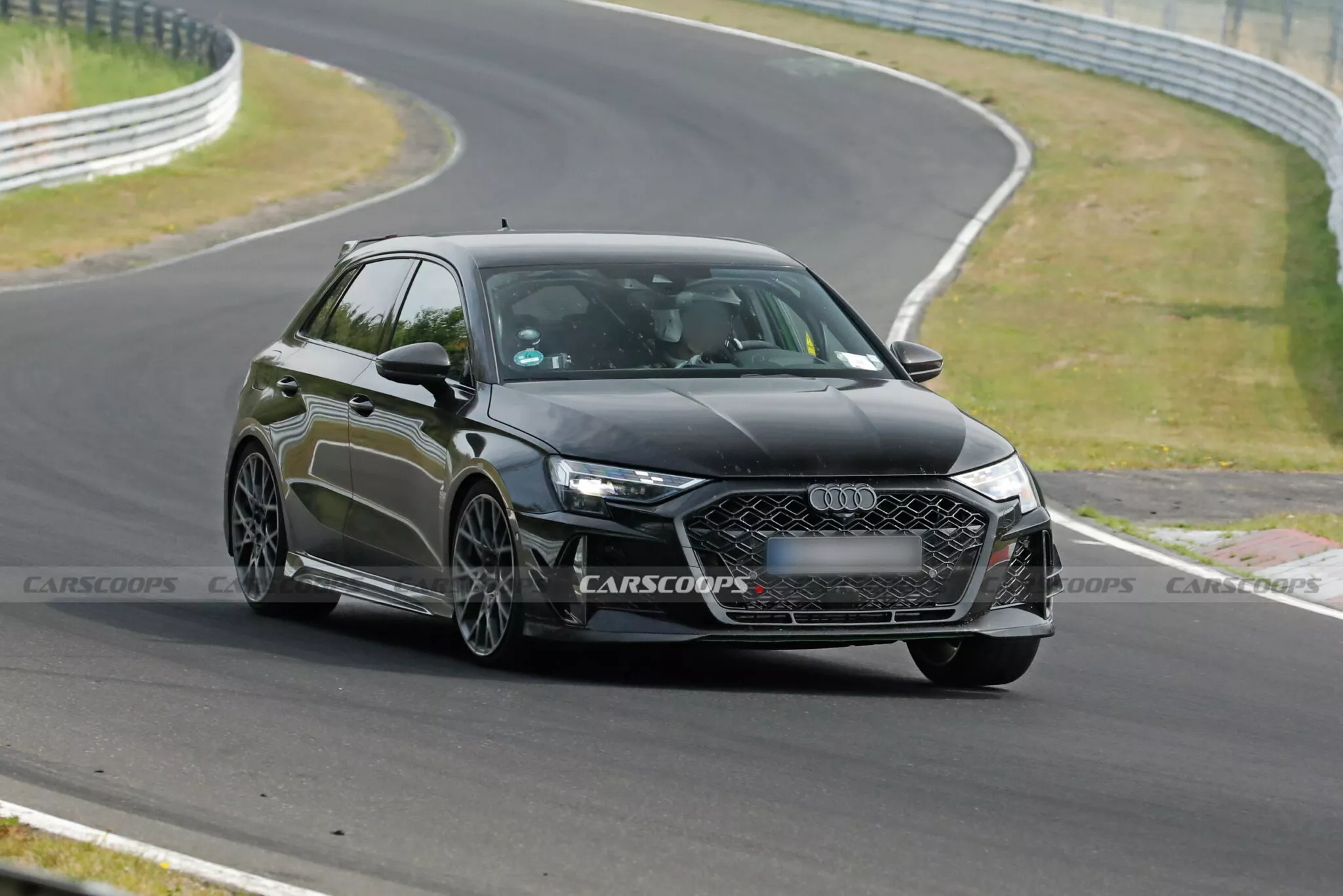 اودي ستودع محرك 5 سلندر الأسطوري بأقوى هاتشباك في العالم اودي ستودع محرك 5 سلندر الأسطوري بأقوى هاتشباك في العالم 4