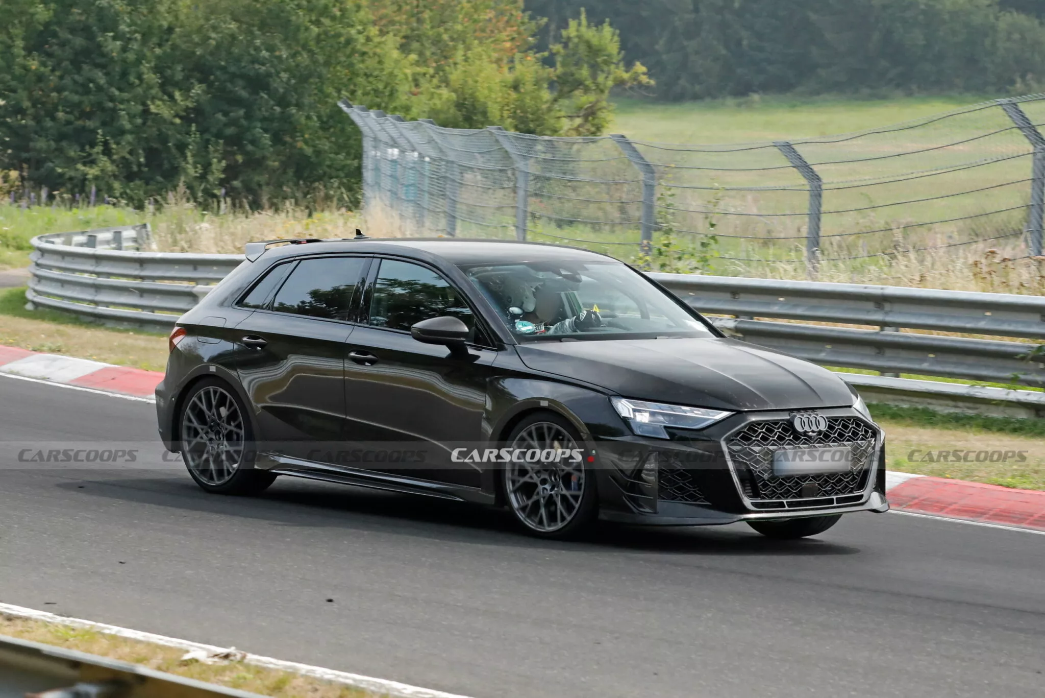 اودي ستودع محرك 5 سلندر الأسطوري بأقوى هاتشباك في العالم اودي ستودع محرك 5 سلندر الأسطوري بأقوى هاتشباك في العالم 5