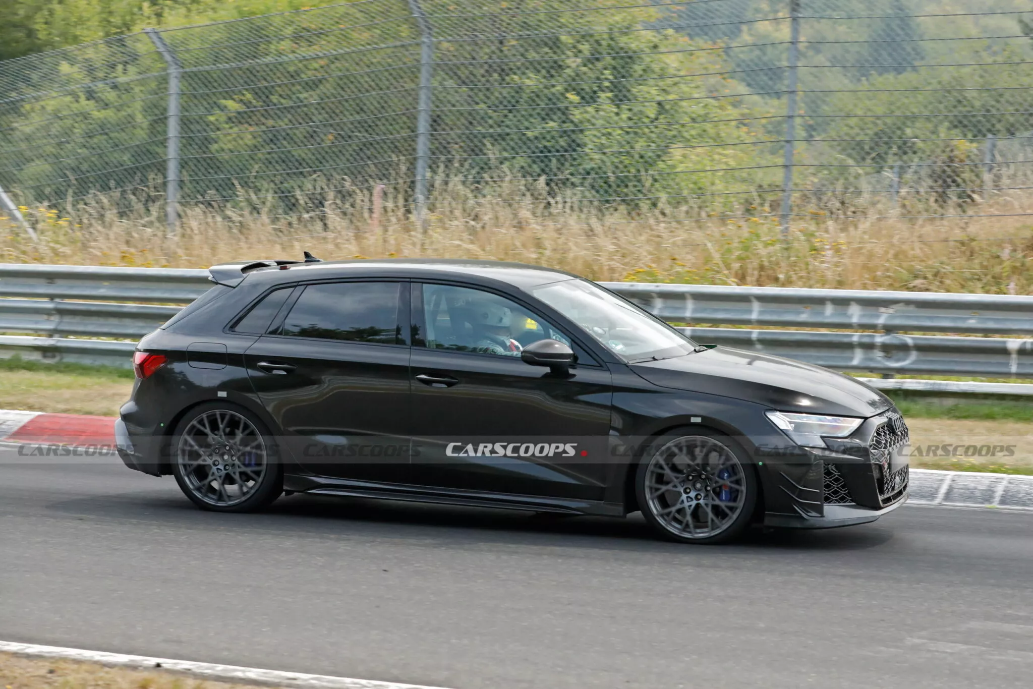 اودي ستودع محرك 5 سلندر الأسطوري بأقوى هاتشباك في العالم اودي ستودع محرك 5 سلندر الأسطوري بأقوى هاتشباك في العالم 1