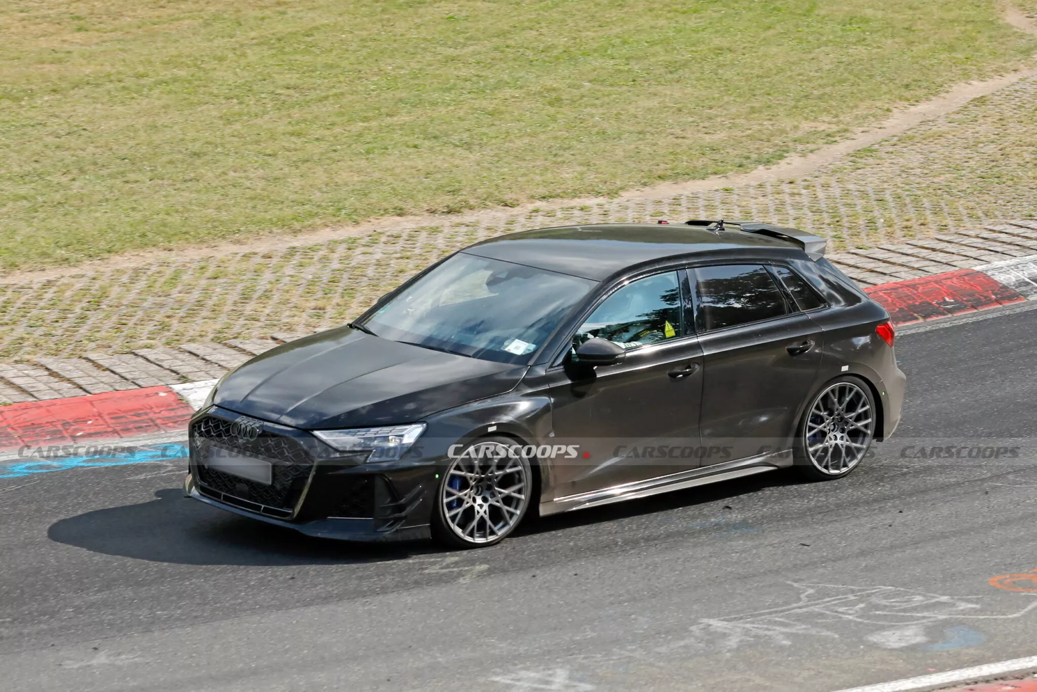 اودي ستودع محرك 5 سلندر الأسطوري بأقوى هاتشباك في العالم اودي ستودع محرك 5 سلندر الأسطوري بأقوى هاتشباك في العالم 10