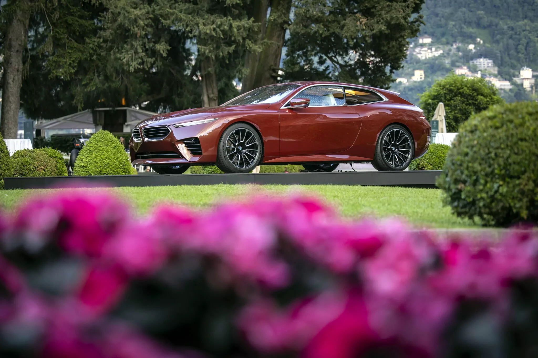 بي ام دبليو تبيع جميع نسخ سبيدتوب المدهشة خلال ساعات من تدشينها بسعر يتجاوز 2 مليون ريال 10