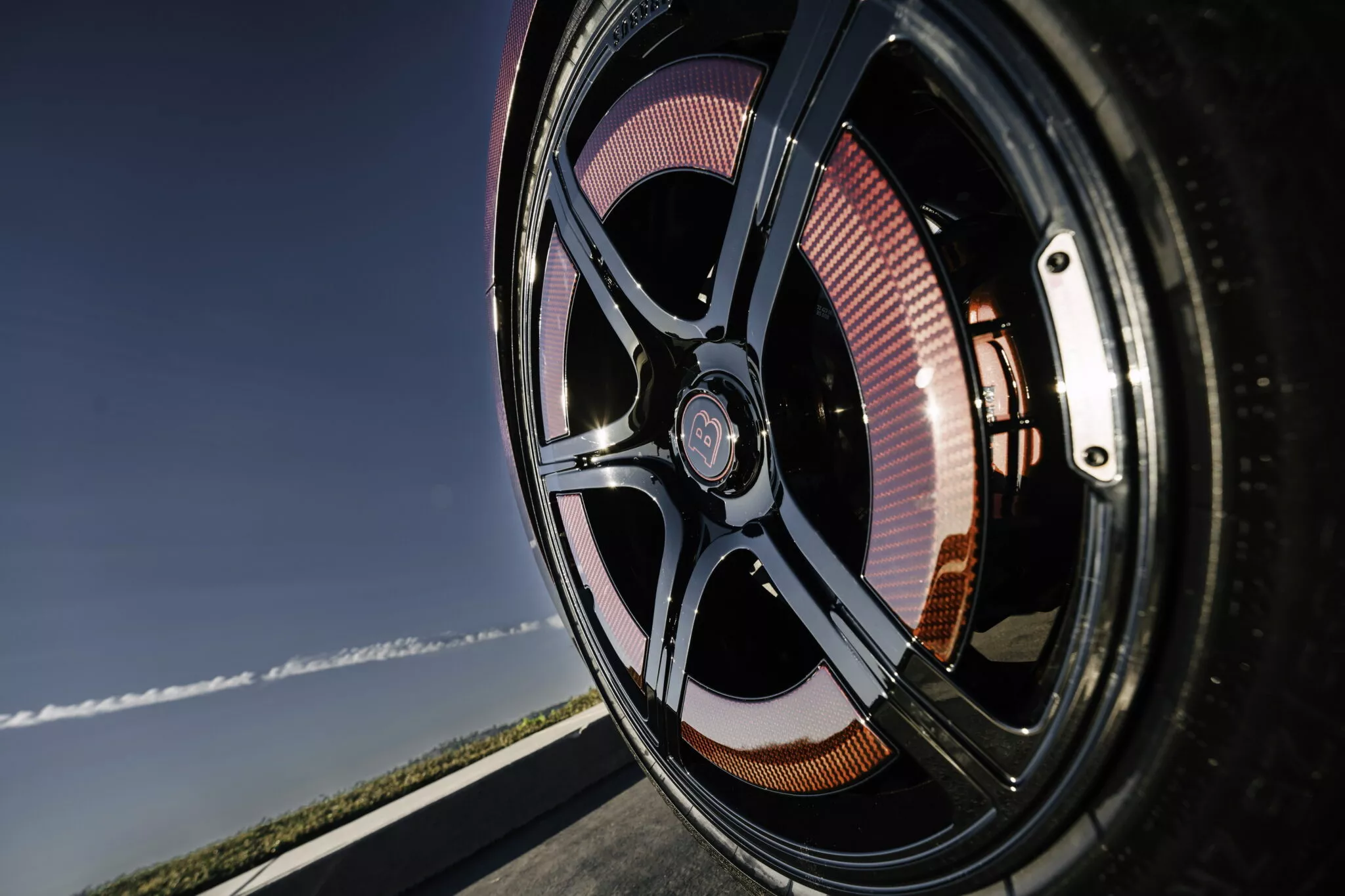 برابوس روكيت GTC الجديدة هي واحدة من أفخم وأغلى سيارات الكشف في العالم 16