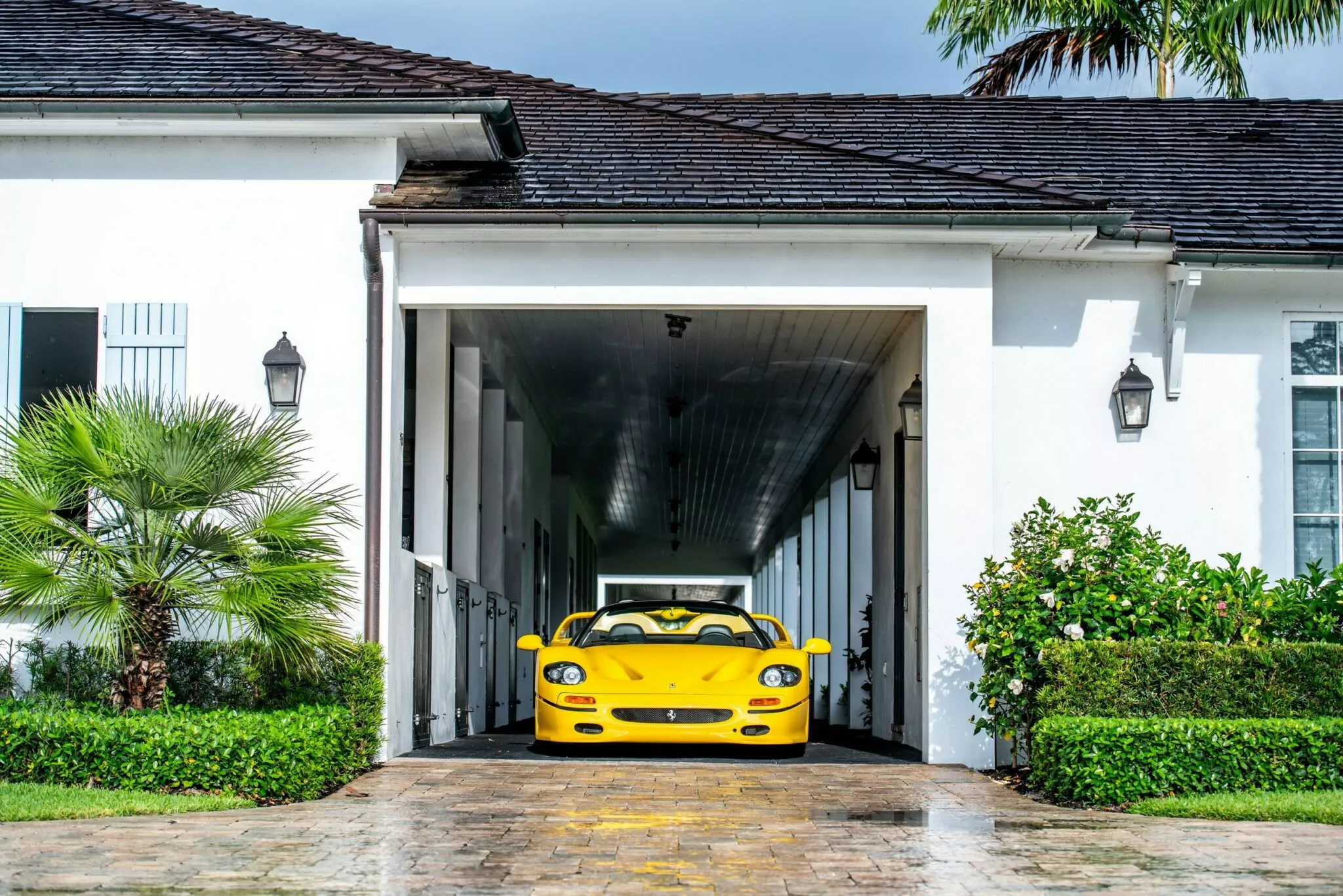 فيراري F50 تكسر الرقم القياسي في مزاد أمريكي 2