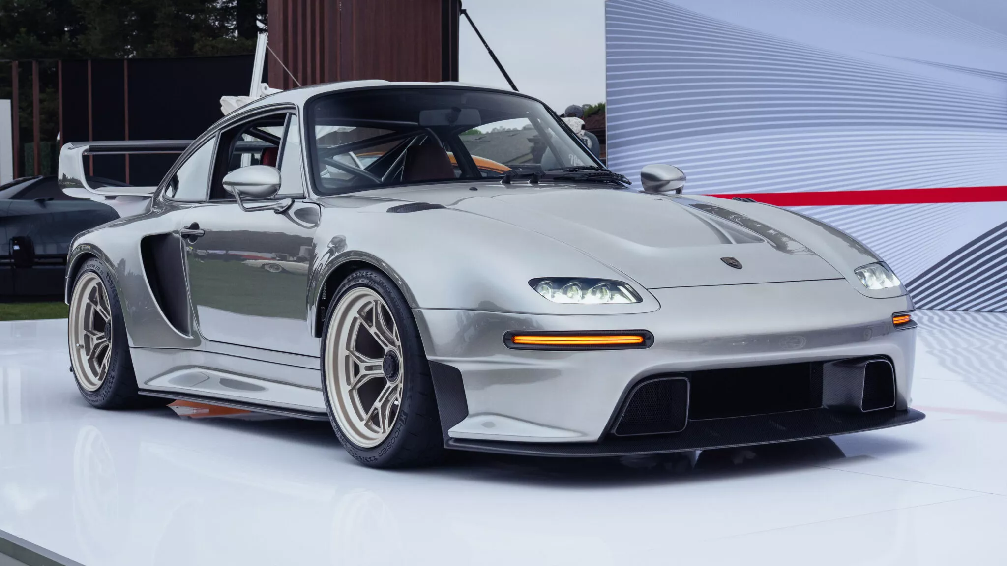 بورش 911 كلاسيكية تحصل على إصدار أمريكي حصري جداً بقوة 1000 حصان 26