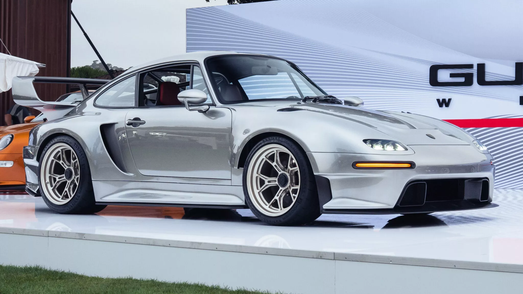 بورش 911 كلاسيكية تحصل على إصدار أمريكي حصري جداً بقوة 1000 حصان 1