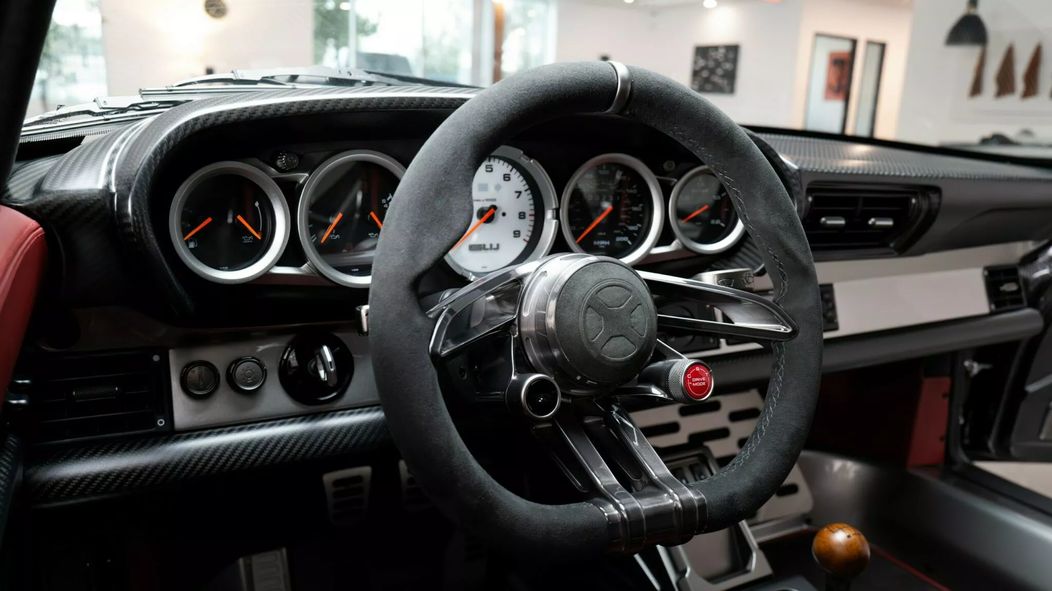 بورش 911 كلاسيكية تحصل على إصدار أمريكي حصري جداً بقوة 1000 حصان 9